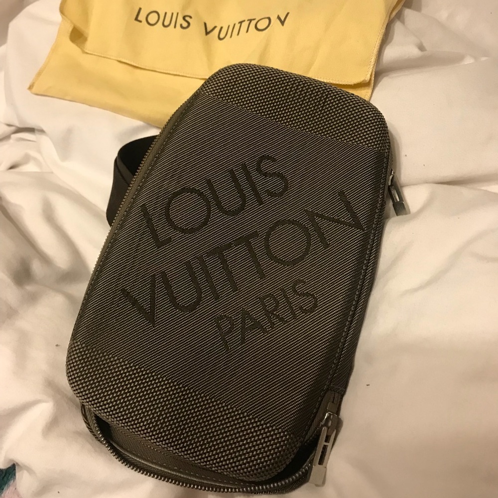 Louis Vuitton Damier Geant Shoulder Bag